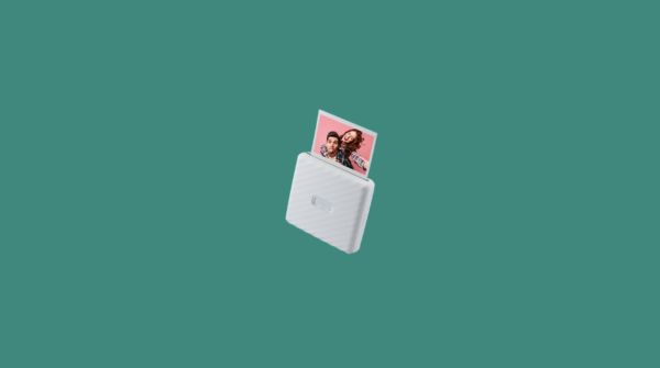 Exciting Ways to Stay Connected With Your Long-Distance Partner