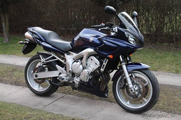 Yamaha FZ